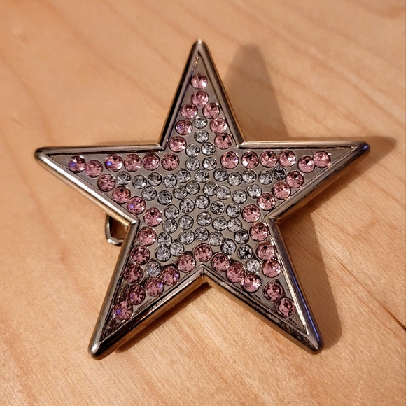 Belt Buckle Studded Star - Picture 2 of 4
